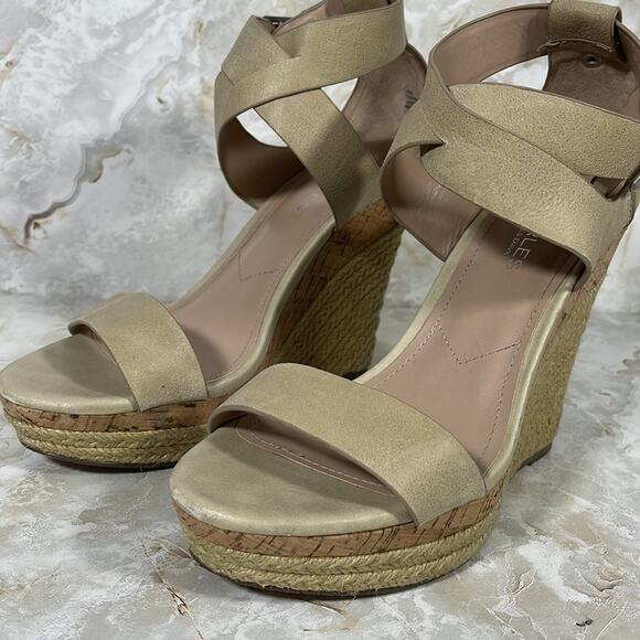 Charles David “Adamant” leather wedges - Picture 4 of 10